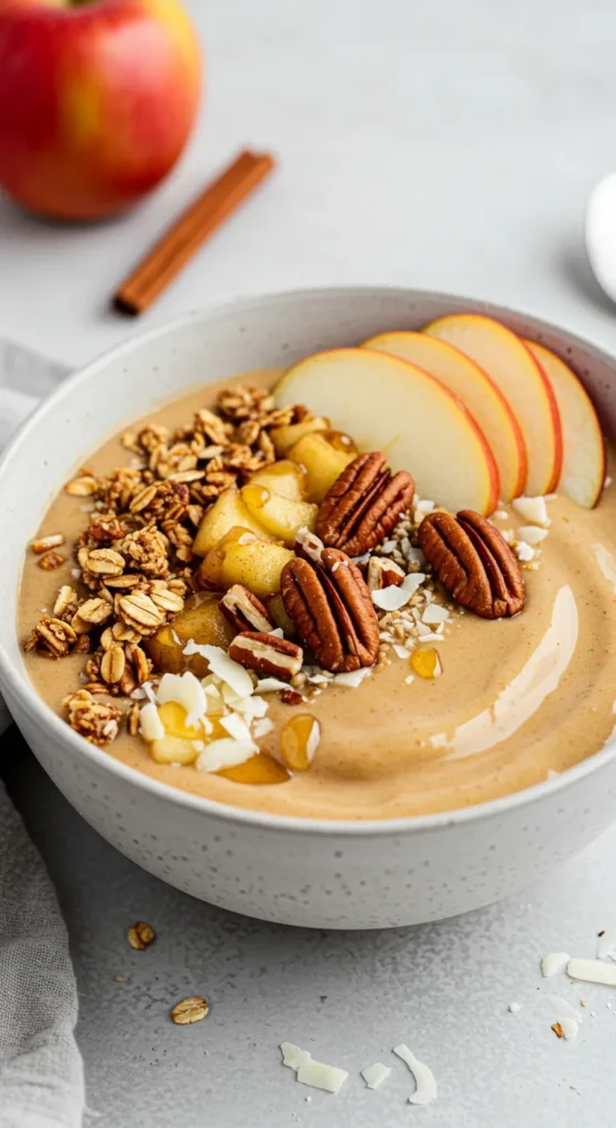 Apple Pie Smoothie Bowl